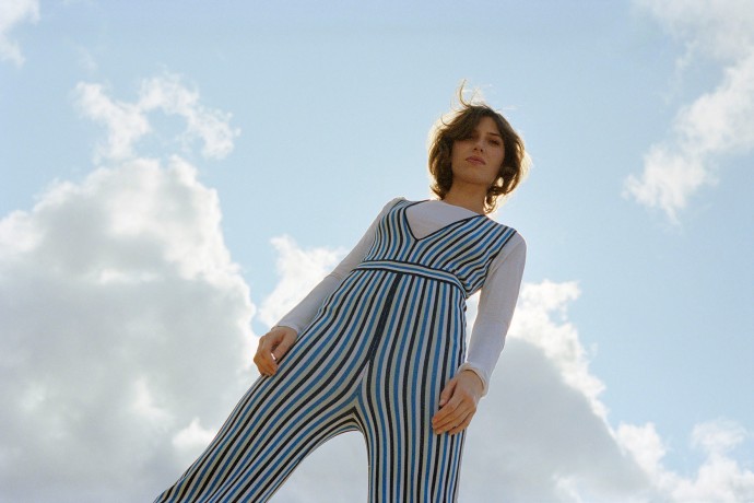 Aldous Harding: tour riprogrammato al 2023